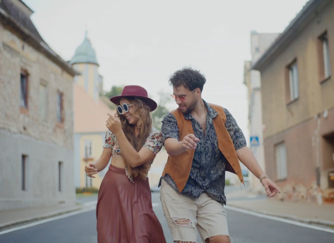 6 boja koje će dominirati u 2026. i kako ih nositi